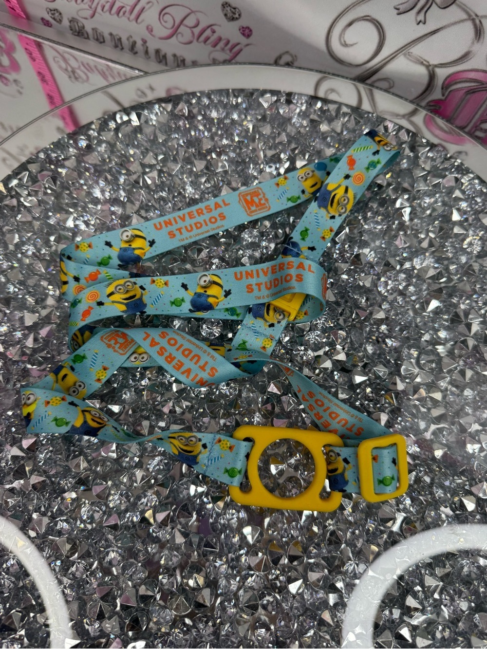 Universal Studios lanyard keychain  Minions Blue Lanyard with Yellow Clip